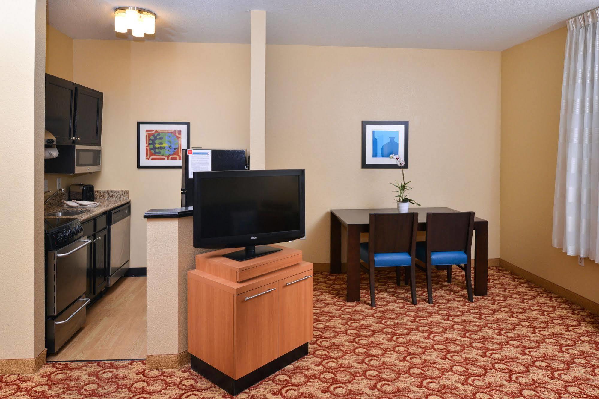 Towneplace Suites Miami West Doral Area Экстерьер фото
